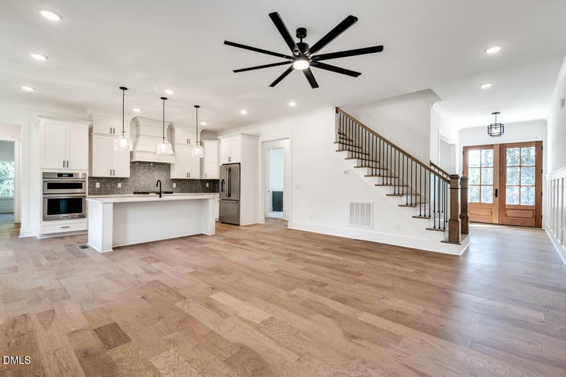 160 Black Bear Ct, Chapel Hill, NC 27516