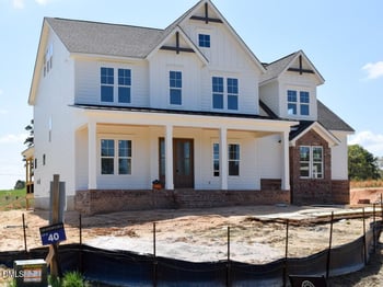 160 Broadleaf Ln, Youngsville, NC 27596