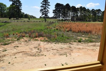 160 Broadleaf Ln, Youngsville, NC 27596