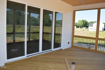 160 Broadleaf Ln, Youngsville, NC 27596
