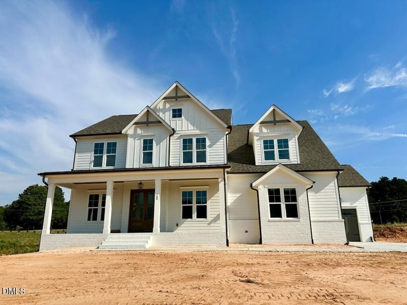 160 Broadleaf Ln, Youngsville, NC 27596