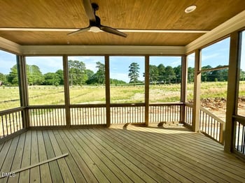160 Broadleaf Ln, Youngsville, NC 27596