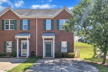 160 Buchanan Ln, Clayton, NC 27527