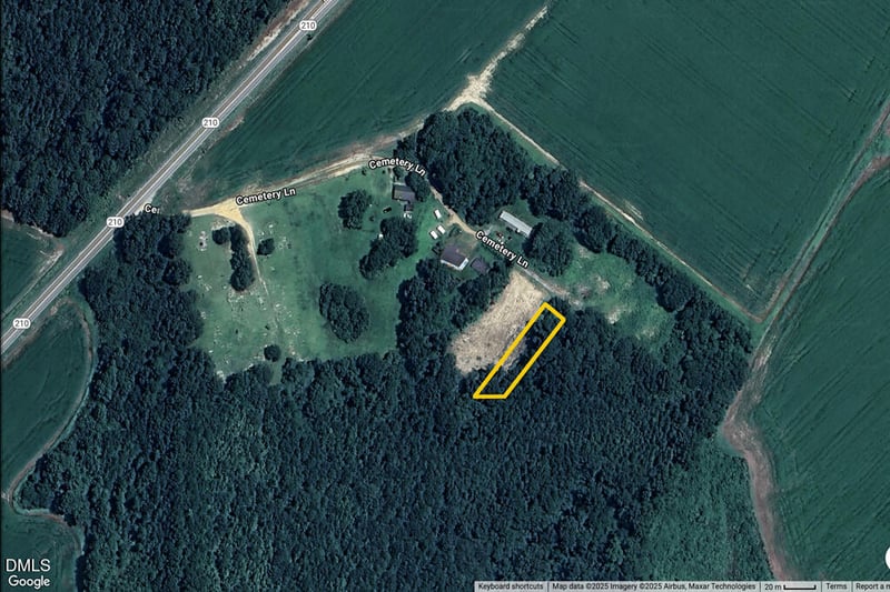 160 Cemetary Ln, Lillington, NC 27546