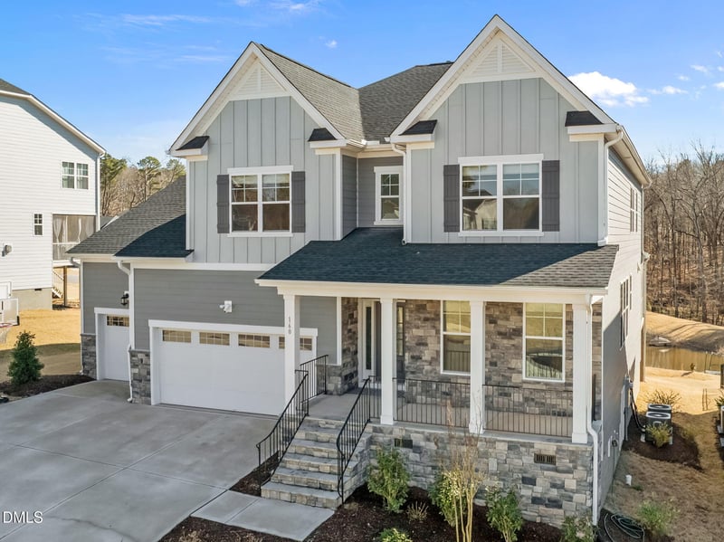 160 Cramerton Dr, Holly Springs, NC 27540