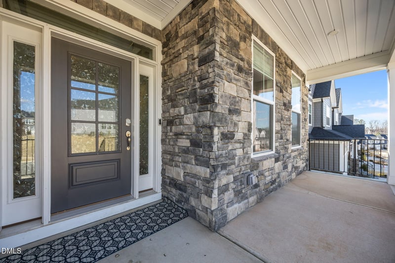 160 Cramerton Dr, Holly Springs, NC 27540