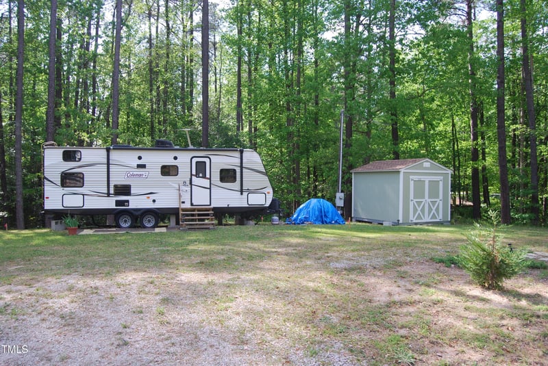 160 Creek Dr, Louisburg, NC 27549