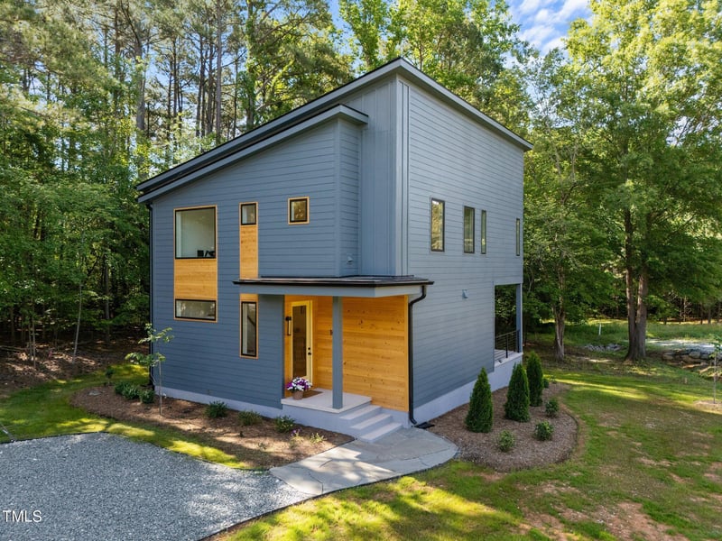 160 Daphine Dr, Hillsborough, NC 27278