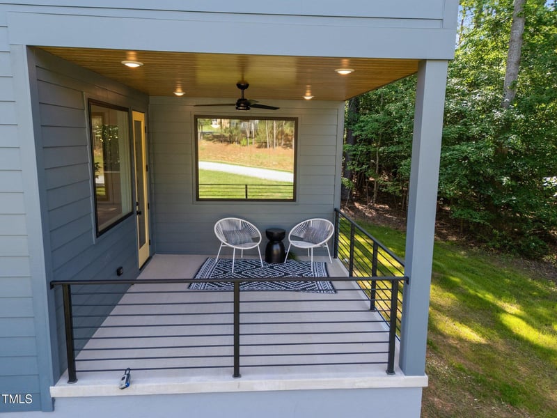 160 Daphine Dr, Hillsborough, NC 27278