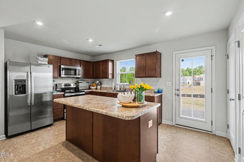 160 Day Song Ct, Lillington, NC 27546