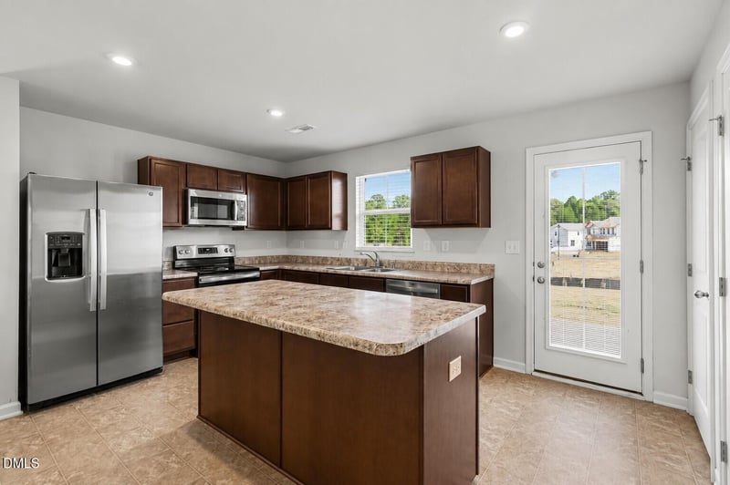160 Day Song Ct, Lillington, NC 27546