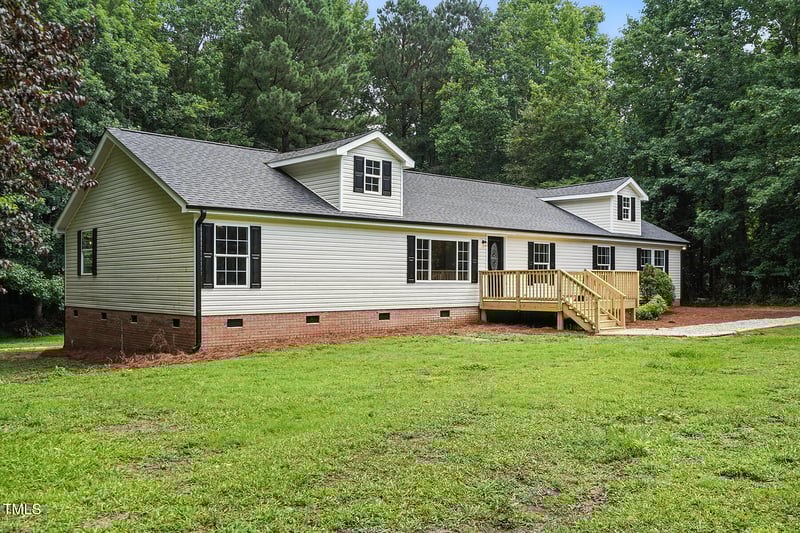 160 Deer Tracks Dr, Wendell, NC 27591