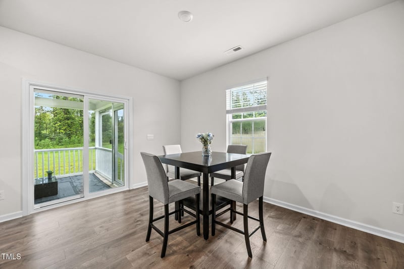 160 Eason Farm Dr, Zebulon, NC 27597