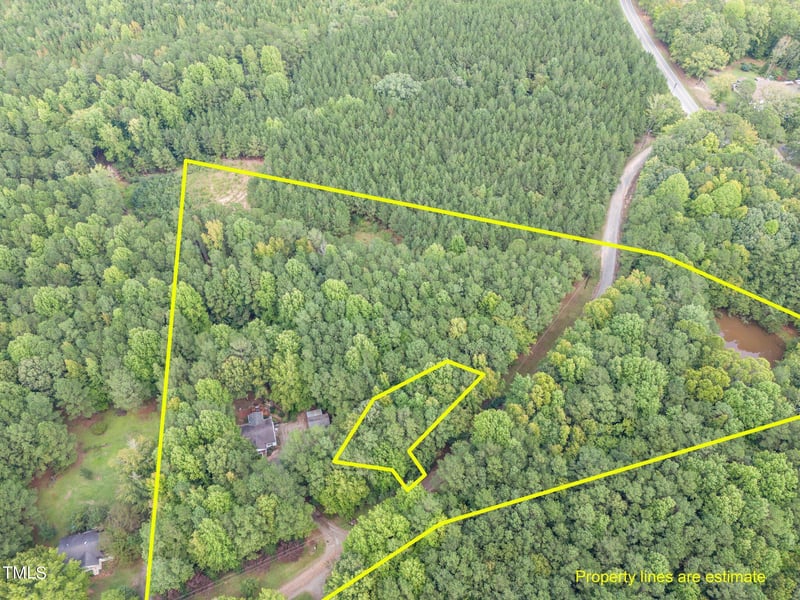 160 Eastmill Ln, Holly Springs, NC 27540