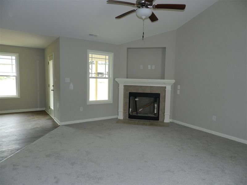 160 Everwood Dr, Four Oaks, NC 27524