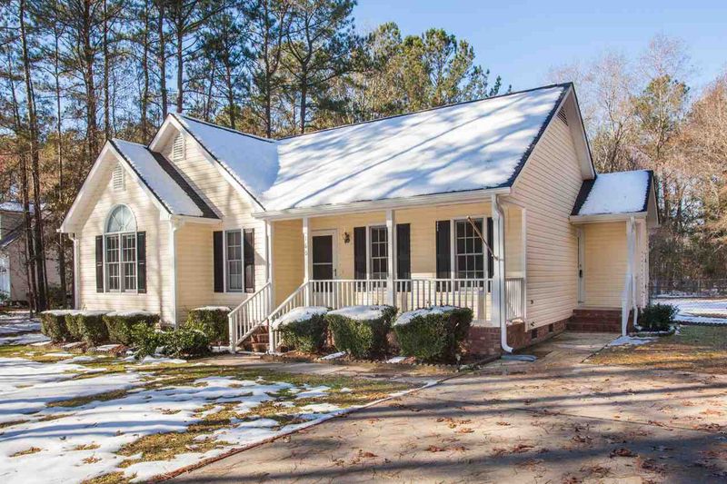 160 Fairway Ln, Zebulon, NC 27597