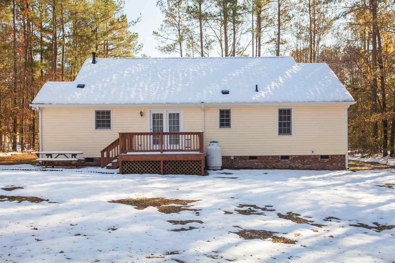 160 Fairway Ln, Zebulon, NC 27597