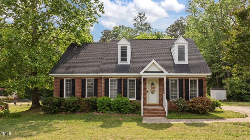 160 Fox Run Rd, Youngsville, NC 27596