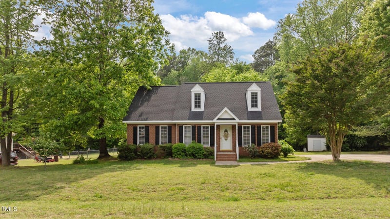 160 Fox Run Rd, Youngsville, NC 27596
