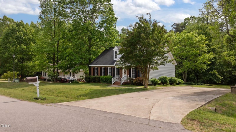 160 Fox Run Rd, Youngsville, NC 27596