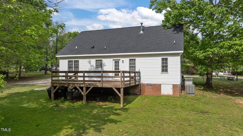 160 Fox Run Rd, Youngsville, NC 27596