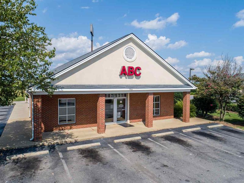 160 Glen Rd, Garner, NC 27529