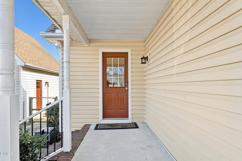 160 Glenmore Cir, Youngsville, NC 27596