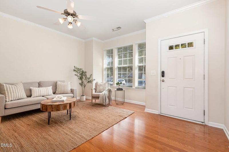 160 Grey Elm Trl, Durham, NC 27713