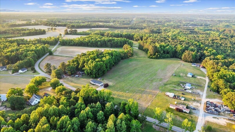 160 Johnston County Rd, Benson, NC 27504