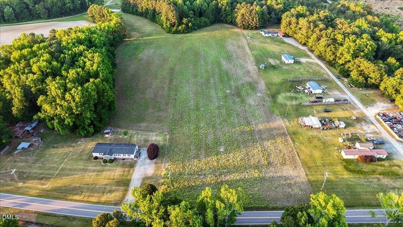 160 Johnston County Rd, Benson, NC 27504