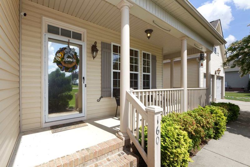 160 Mamie Ferguson Dr, Lillington, NC 27546