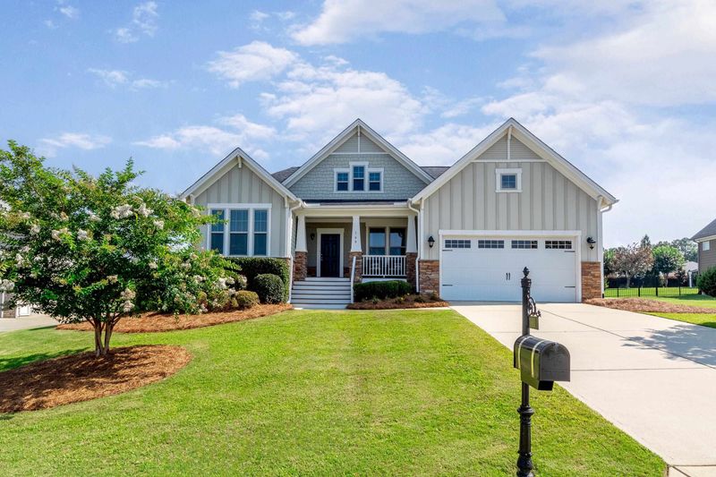 160 Meadowmist Dr, Garner, NC 27529