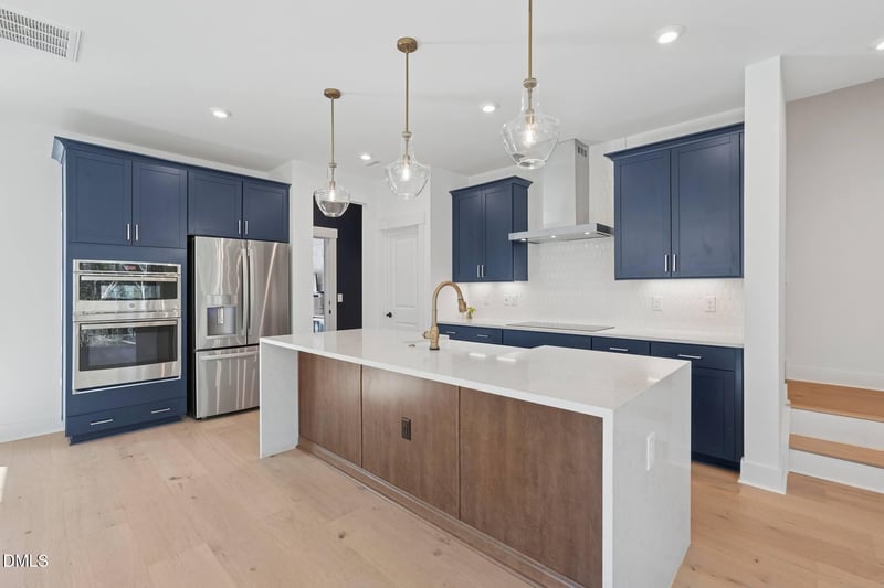 160 Pinnacle Dr, Chapel Hill, NC 27516