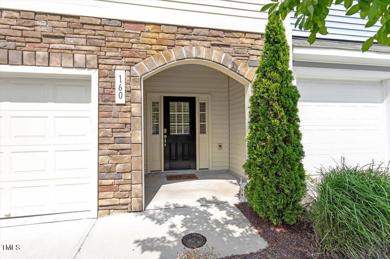 160 Porthaven Way, Clayton, NC 27527