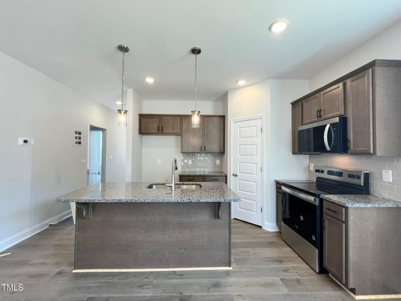 160 Saltgrass Ln, Smithfield, NC 27577