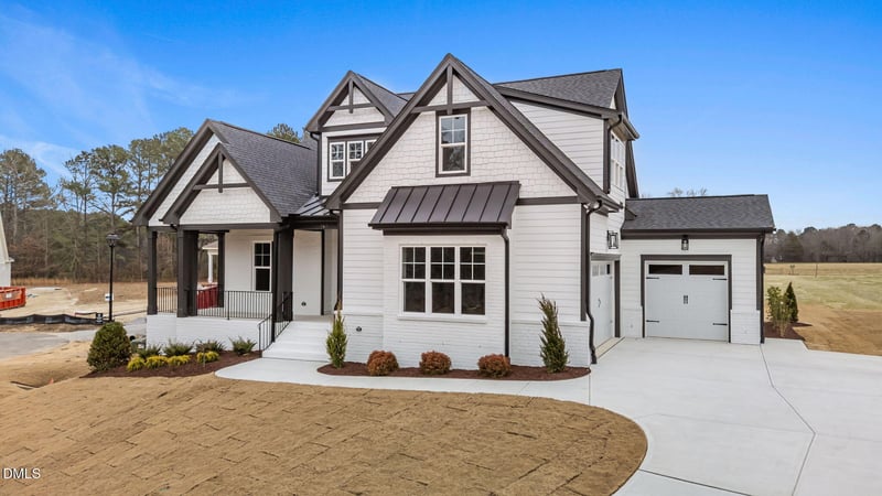 160 Summerlin Dr, Clayton, NC 27527
