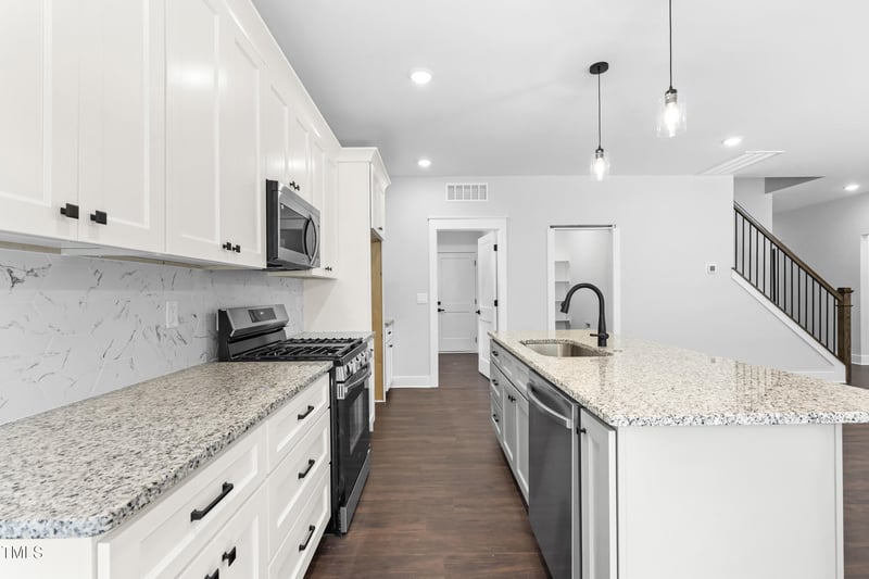 160 Vast View Way, Youngsville, NC 27596