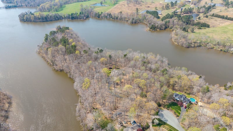 1600 Allen Jarrett Dr, Mebane, NC 27302