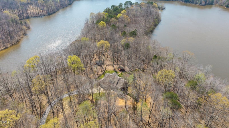 1600 Allen Jarrett Dr, Mebane, NC 27302