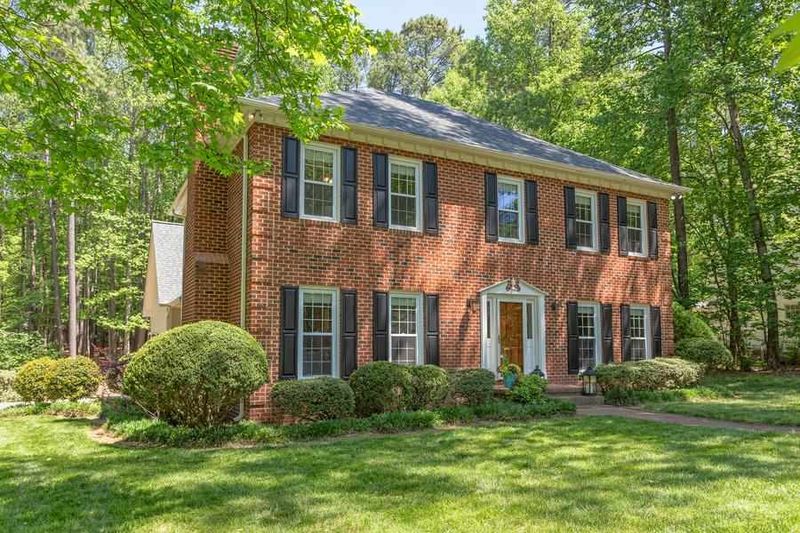 1600 Claymore Rd, Chapel Hill, NC 27516