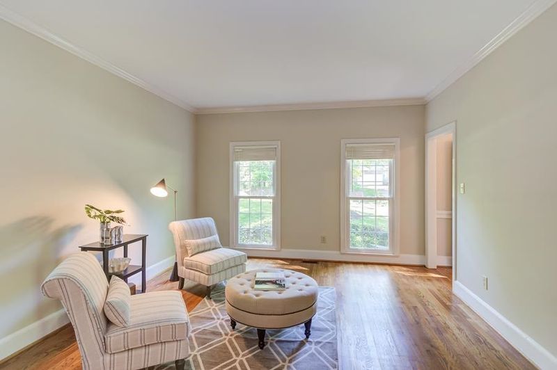 1600 Claymore Rd, Chapel Hill, NC 27516