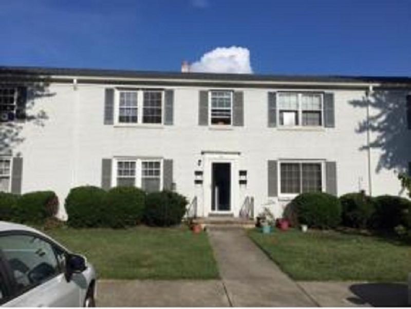 1600 W Front St #33A, Burlington, NC 27215