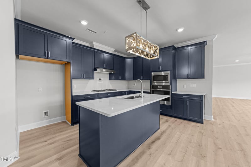 1600 Gathering Park Cir #201, Cary, NC 27519