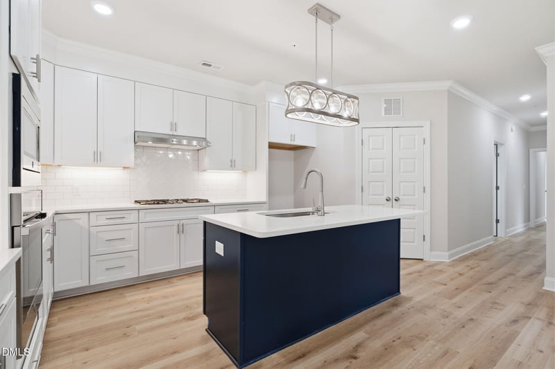 1600 Gathering Park Cir #202, Cary, NC 27519
