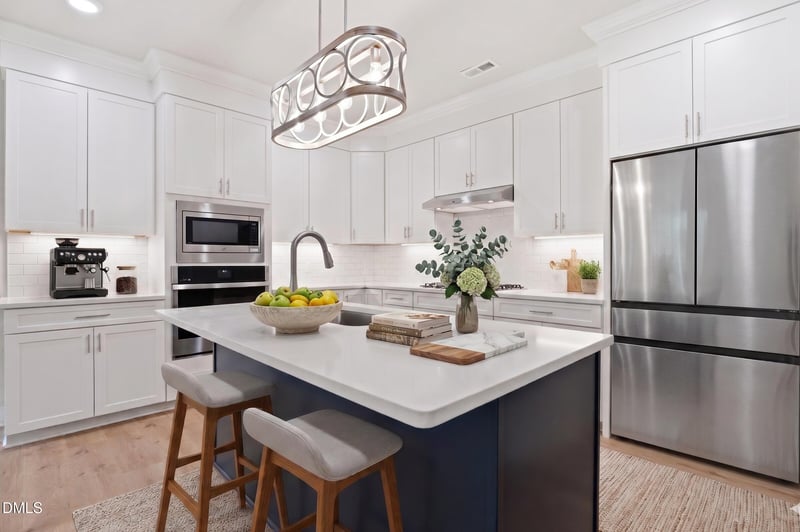 1600 Gathering Park Cir #202, Cary, NC 27519