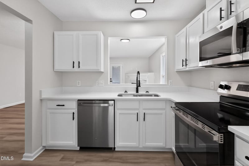 1600 Oakland Hills Way, Raleigh, NC 27604