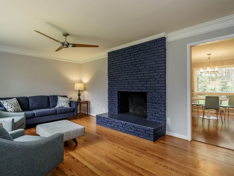 1600 Pineview Dr, Raleigh, NC 27606