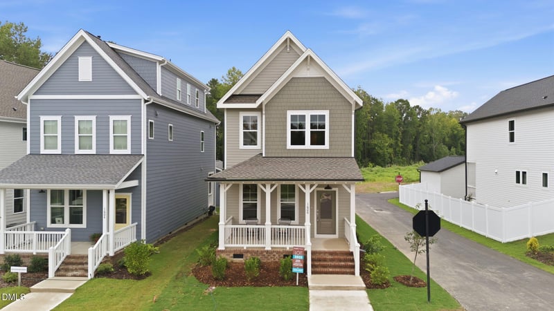 1600 Piney Falls Dr, Wendell, NC 27591