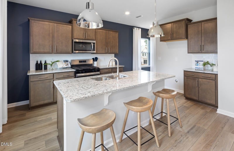 1600 Tamarisk Ln, Durham, NC 27703