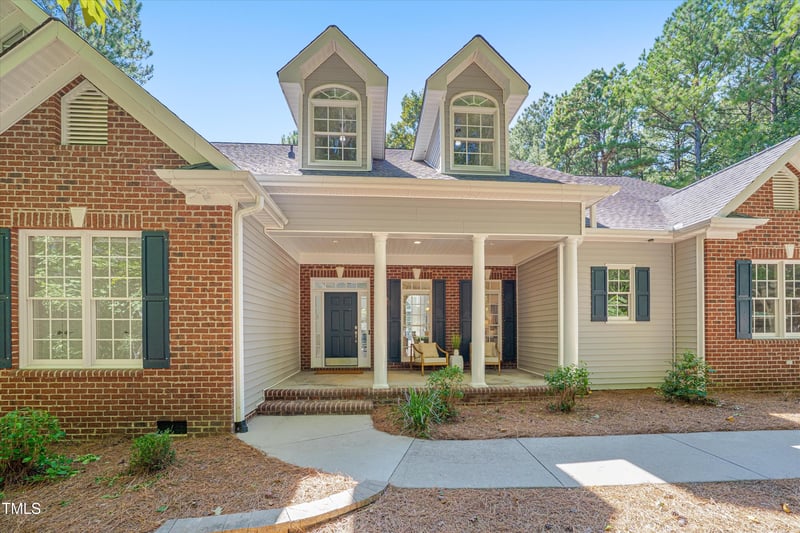 1600 Valley Creek Dr, Hillsborough, NC 27278